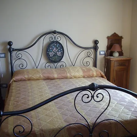 Casa Girella Apartament *