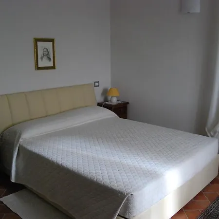 Casa Girella * Terontola